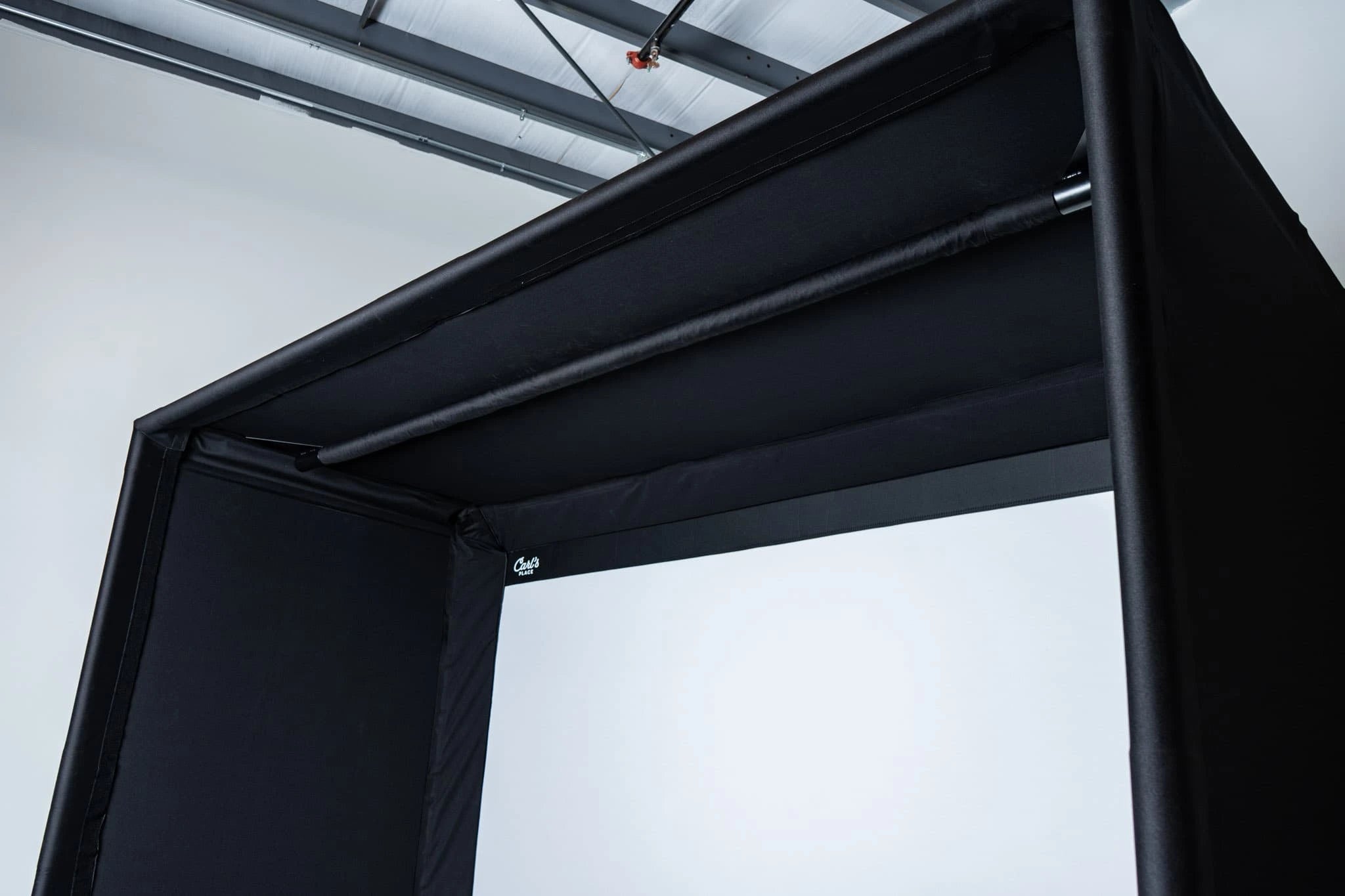 Carl's Place Pro Enclosure Movable Crossbar