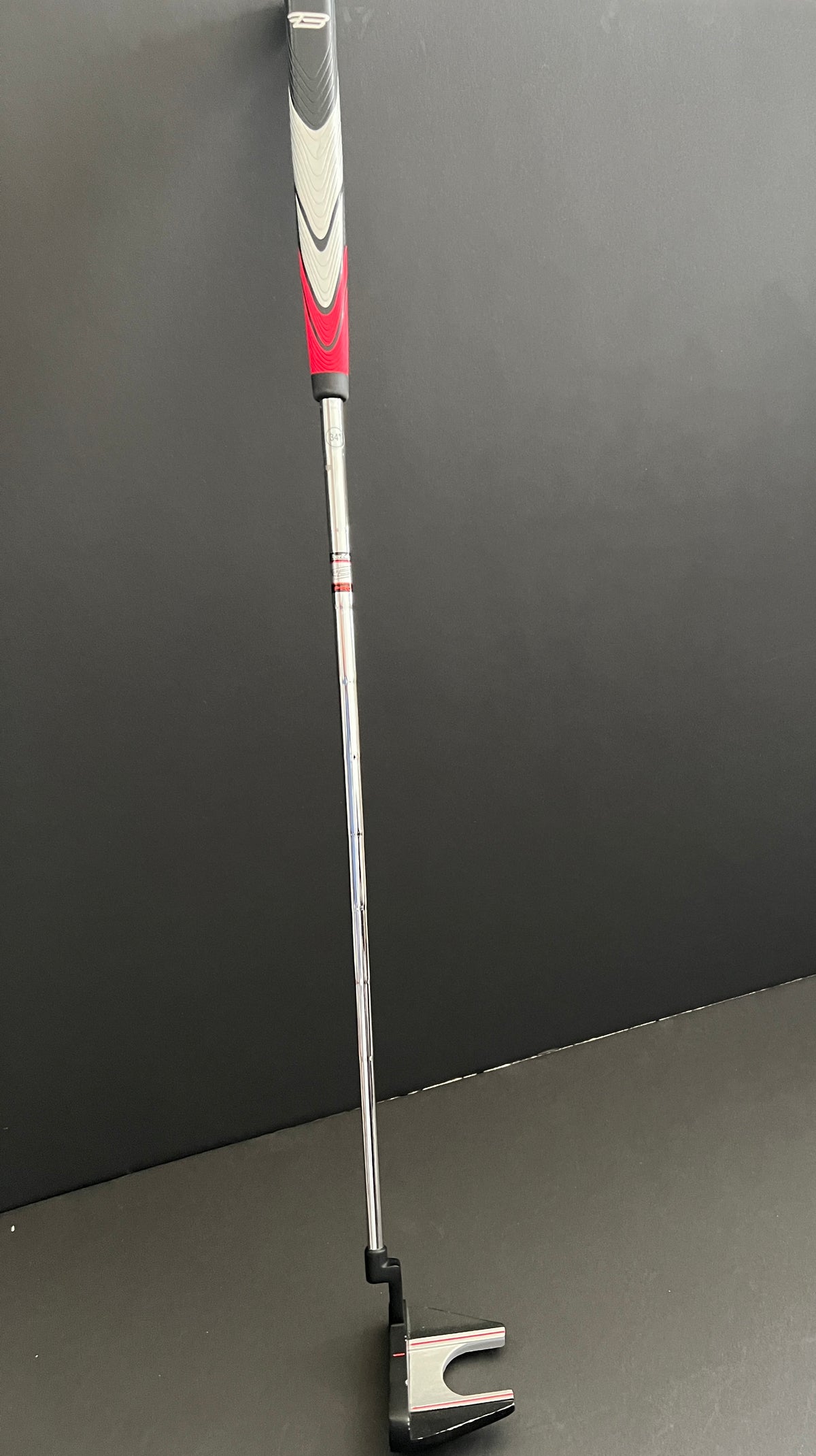 Pre-Owned Tour Edge Bazooka Pro 05 34" Left Hand Putter - New Grip