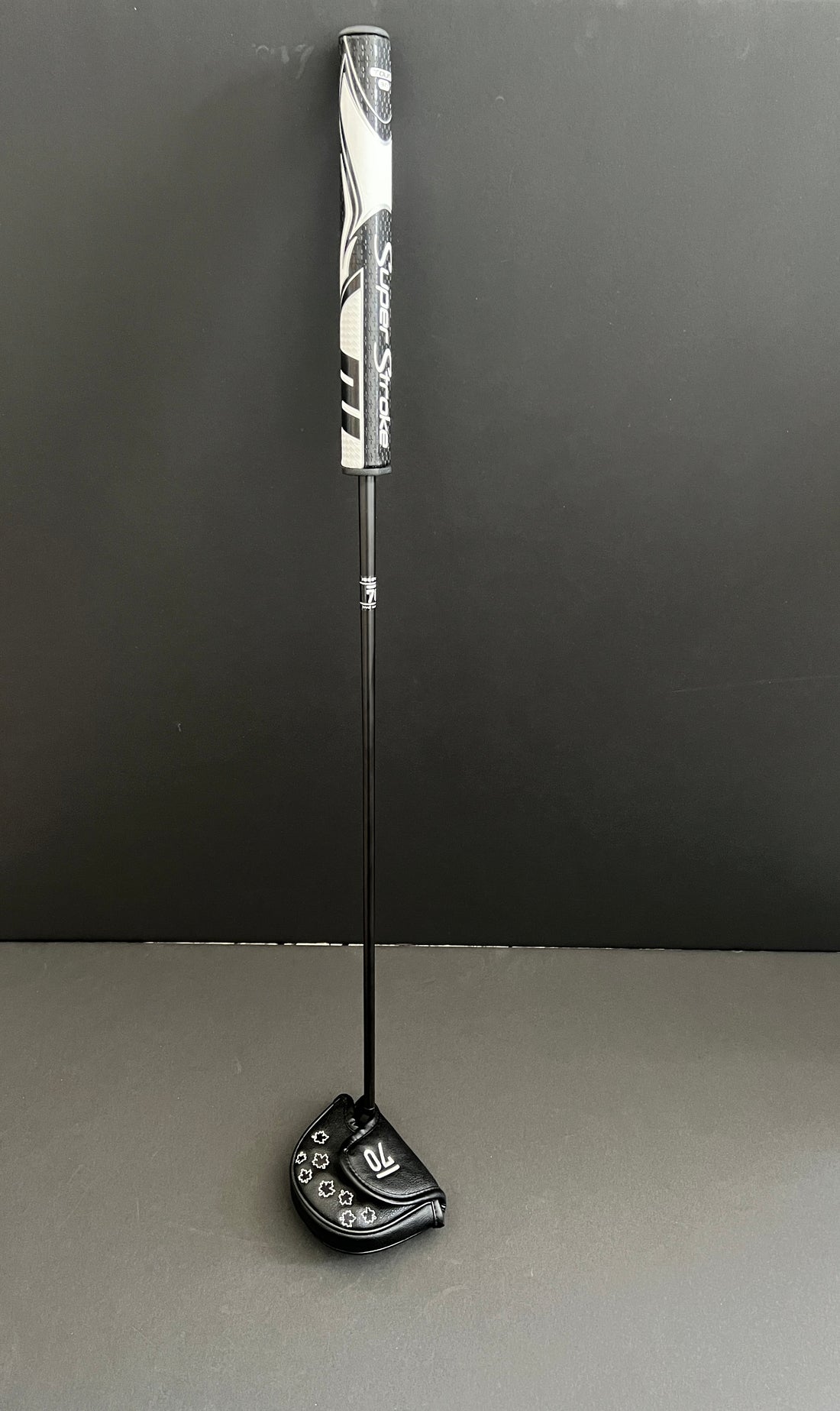 Sub 70 Sycamore 010S 34" RH mallet putter with Superstroke 3.0 grip