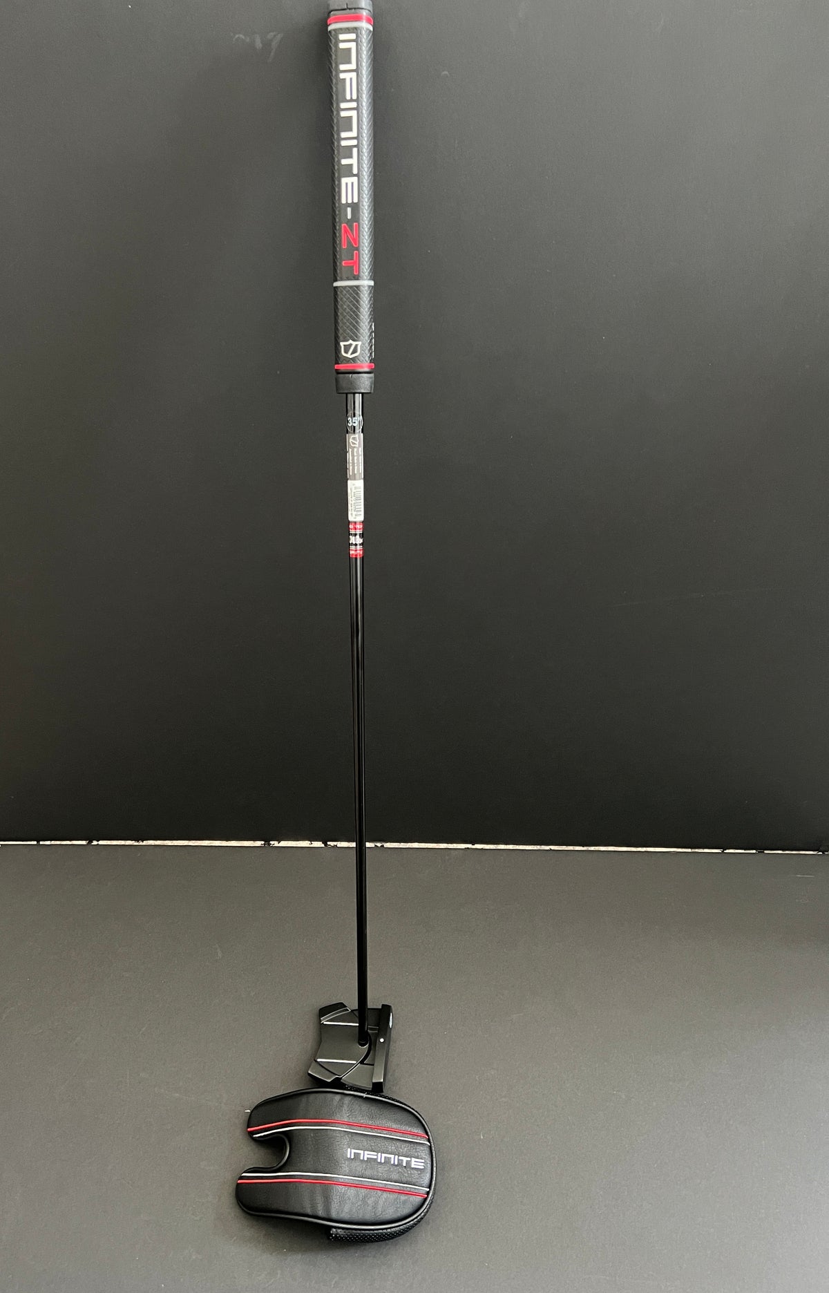 Wilson Infinite ZT putter. The 606 zero torque center shafted putter. 35” RH