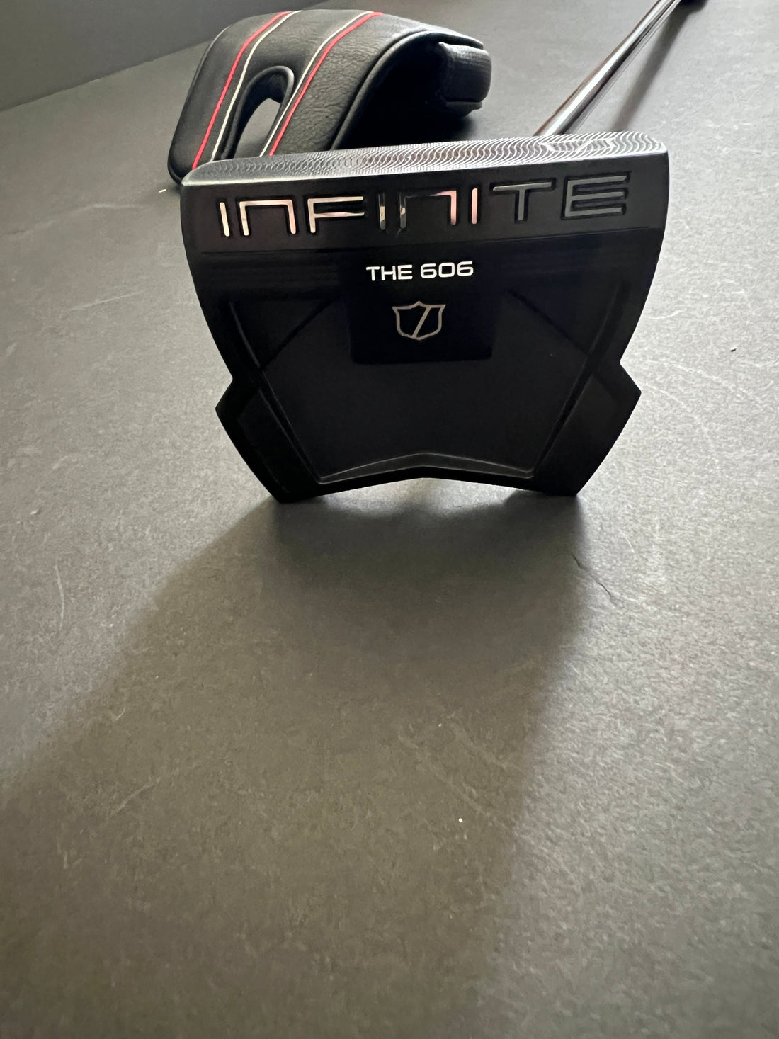 Wilson Infinite ZT putter. The 606 zero torque center shafted putter. 35” RH