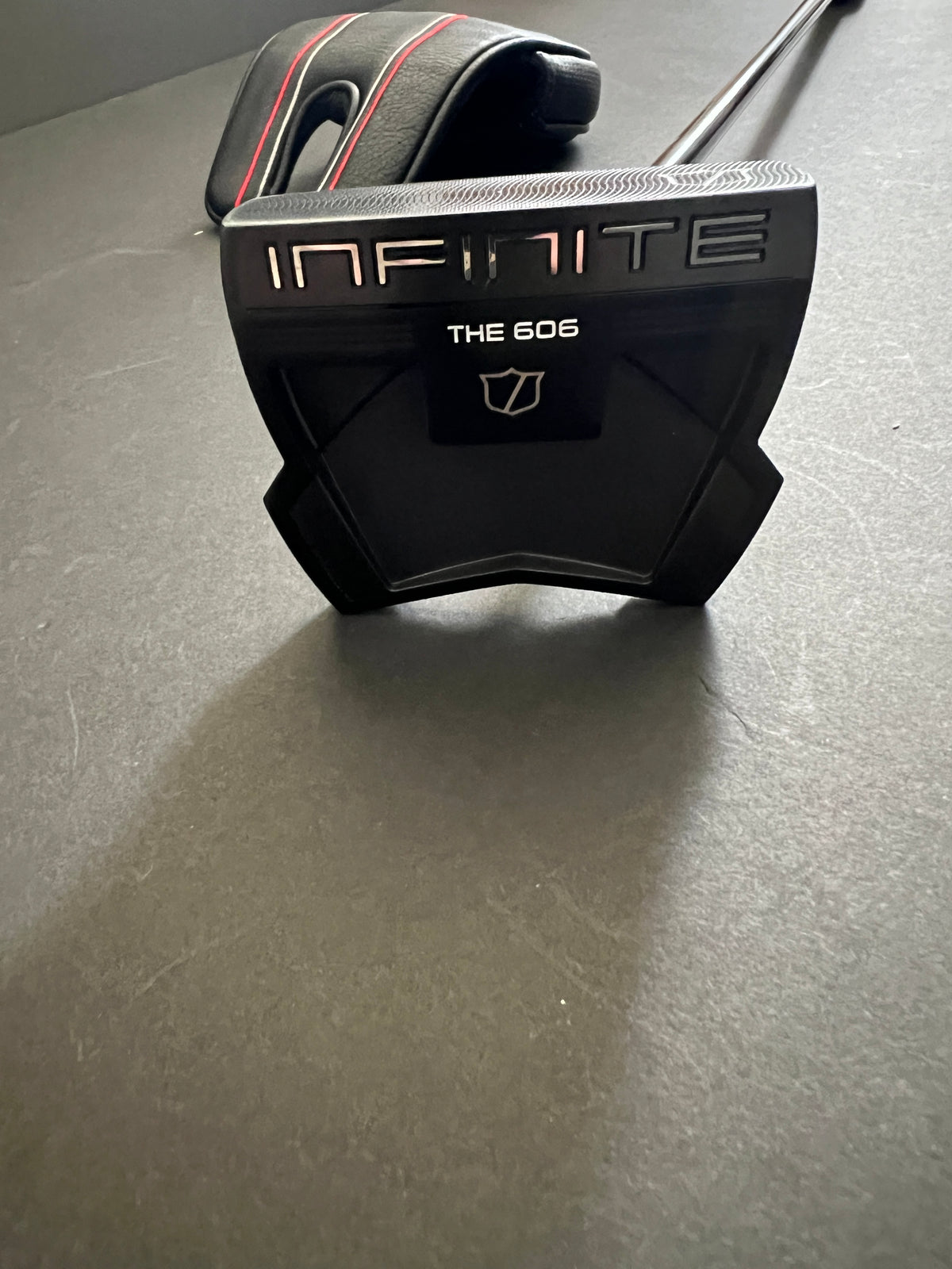Wilson Infinite ZT putter. The 606 zero torque center shafted putter. 35” RH