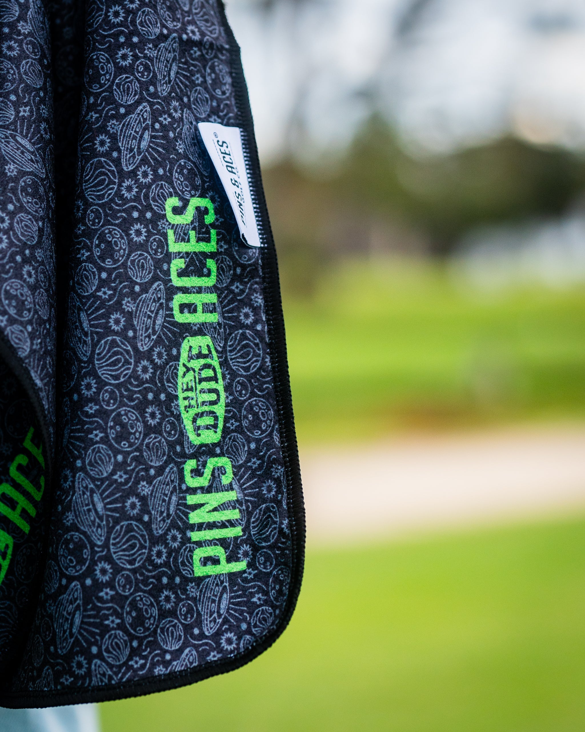 HEYDUDE - Black Hole Towel | Clean Look, Easy Course Use