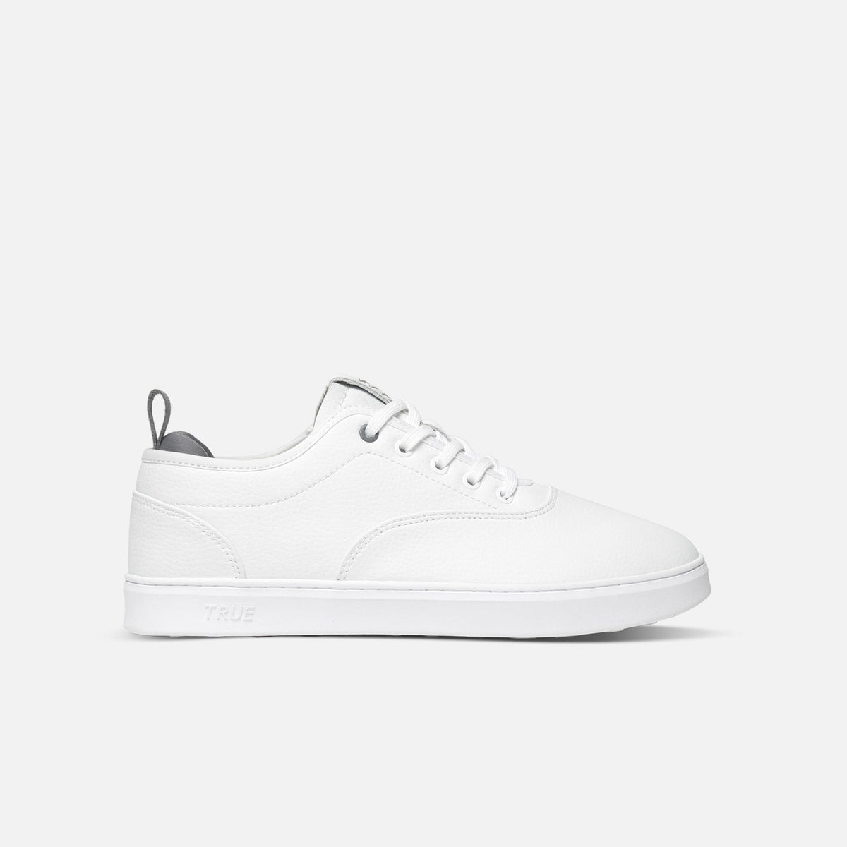TRUE LinksWear Women's FS-01 Leather Golf Sneakers - White