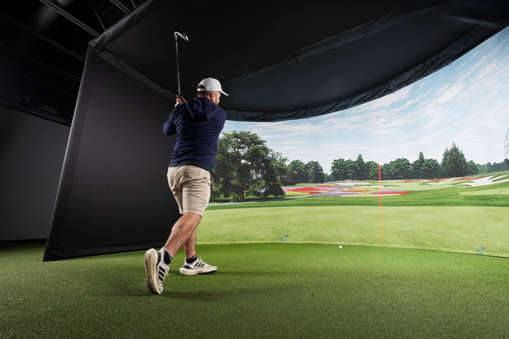 Carl's Place Curved Golf Simulator Enclosure Kit - official Carl's Place product photo 2