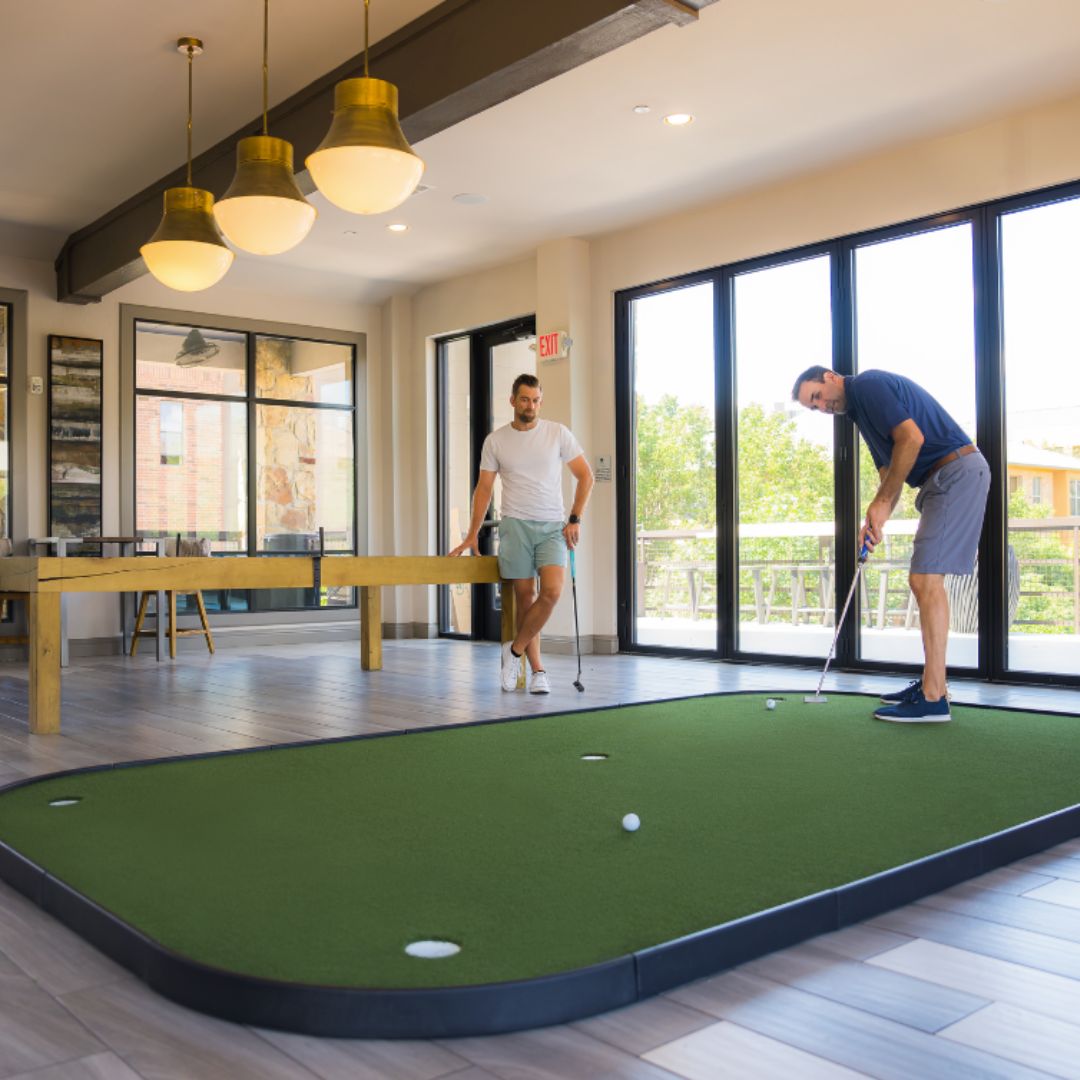 SIGPRO Executive Putting Green indoor golf product, available from Grater Golf
