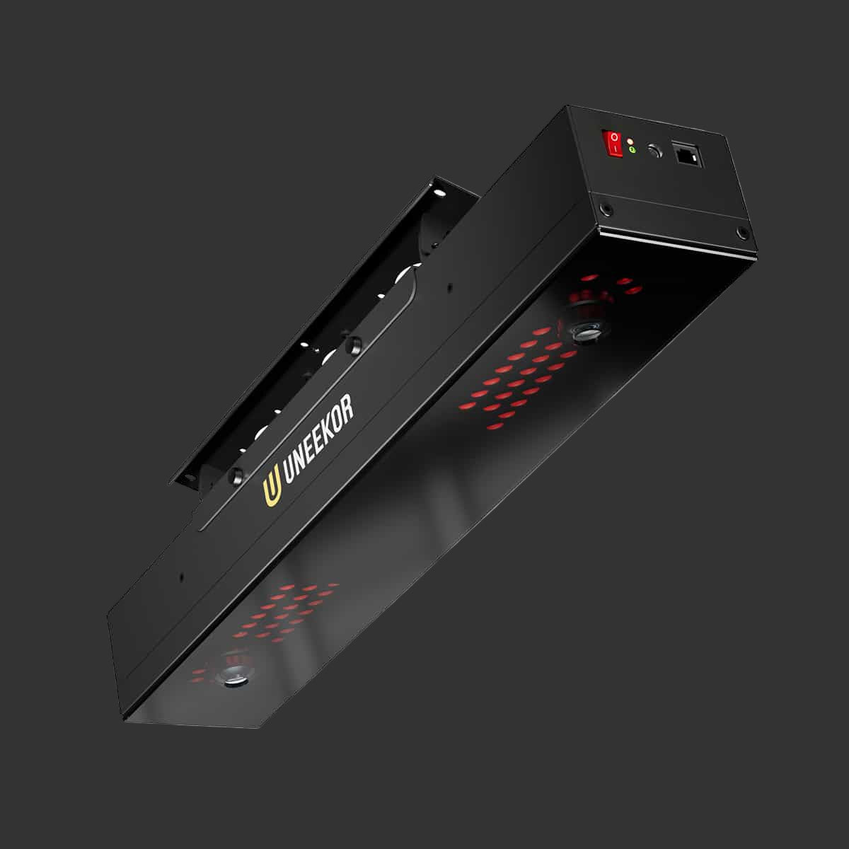 Uneekor Eye XR Rear Overhead Launch Monitor